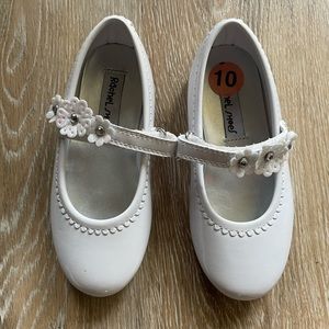 Beautiful Mary-Jane dress shoes